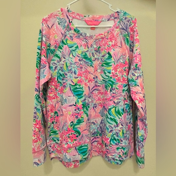 Lilly Pulitzer Tops Nwot Lilly Pulitzer Loves Disney